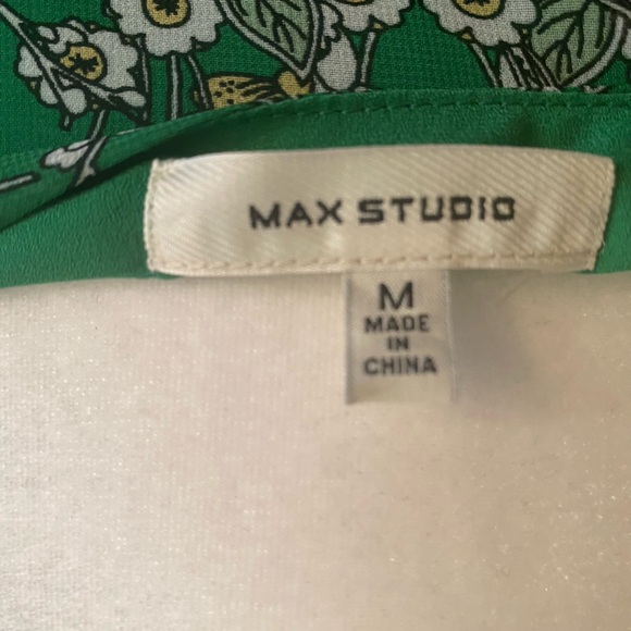 Max-Studio Dress - Picture 4 of 4